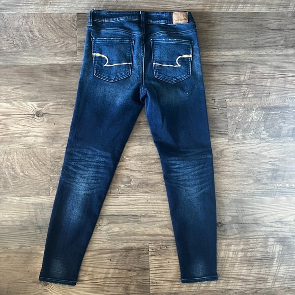 American Eagle Dark Wash Super Stretch Jegging Crop Size 4 - Picture 1 of 2